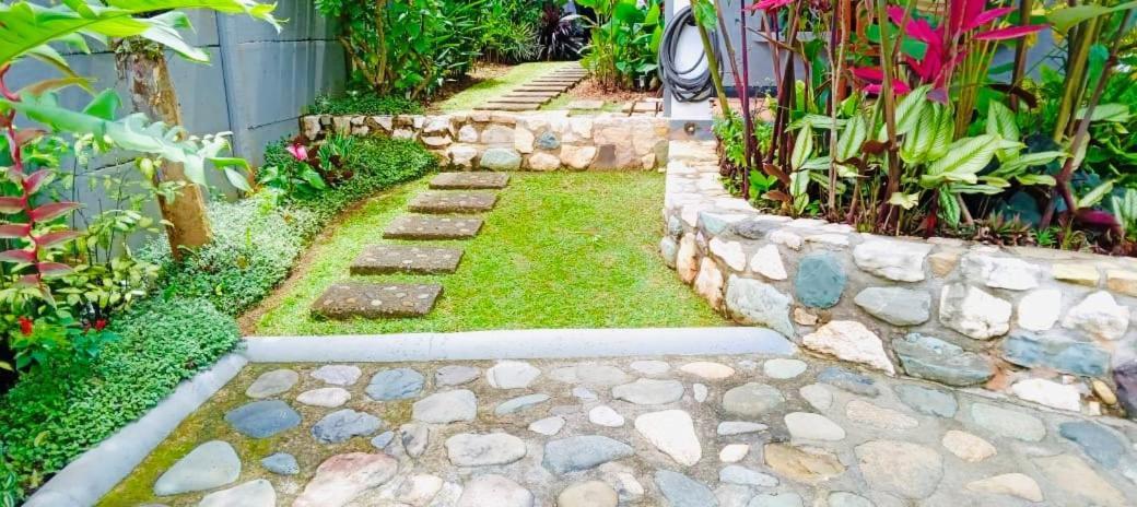 Casa Los Madriz Suite #2 San Isidro De El General Екстериор снимка