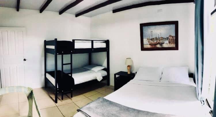Casa Los Madriz Suite #2 San Isidro De El General Екстериор снимка